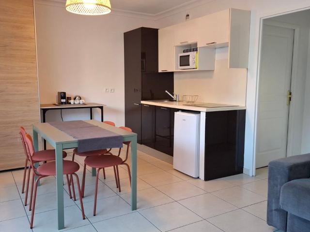 Studio location à Grasse, Antibes