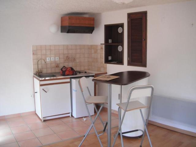 Studio location à Istres, Le Rove