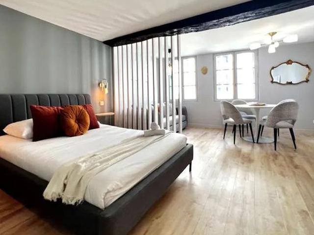 Studio location à Centre-Ville, Rennes