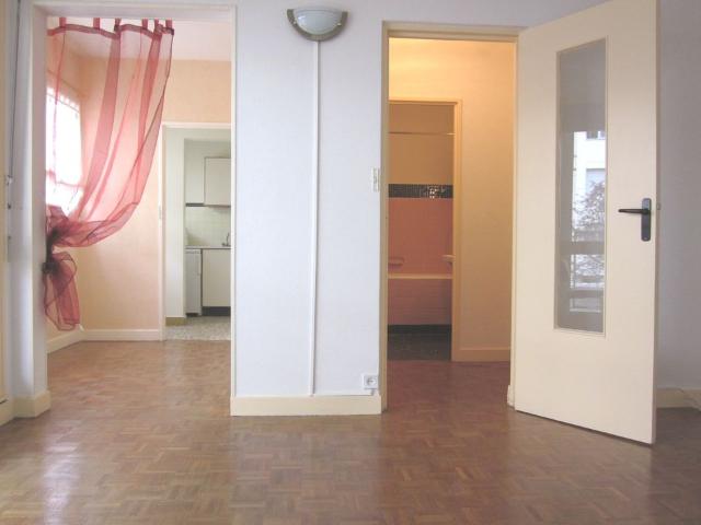 Studio location à Tours