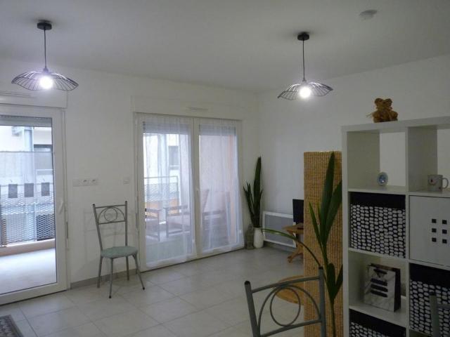 Studio location à Arles
