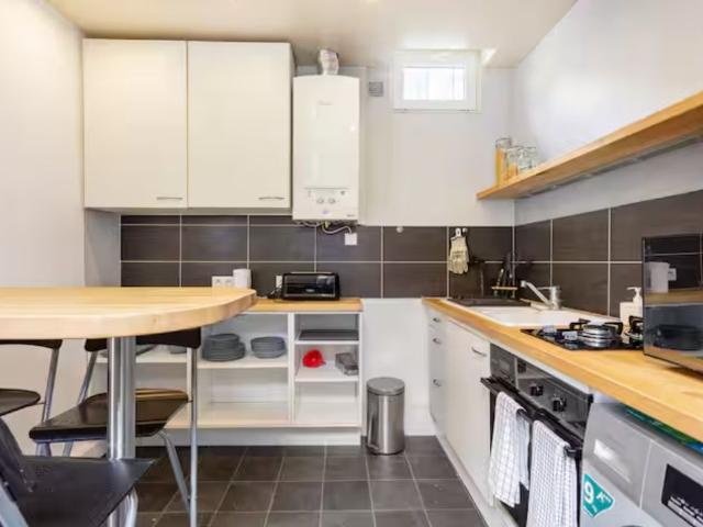 Studio location à Nanterre, La Garenne-colombes