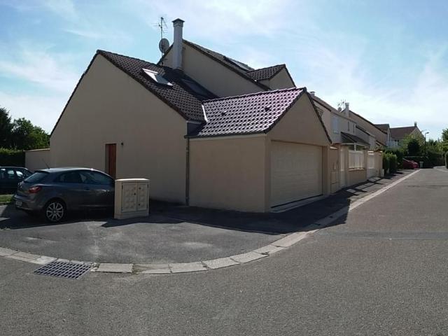 Studio location à Pontoise, Vauréal