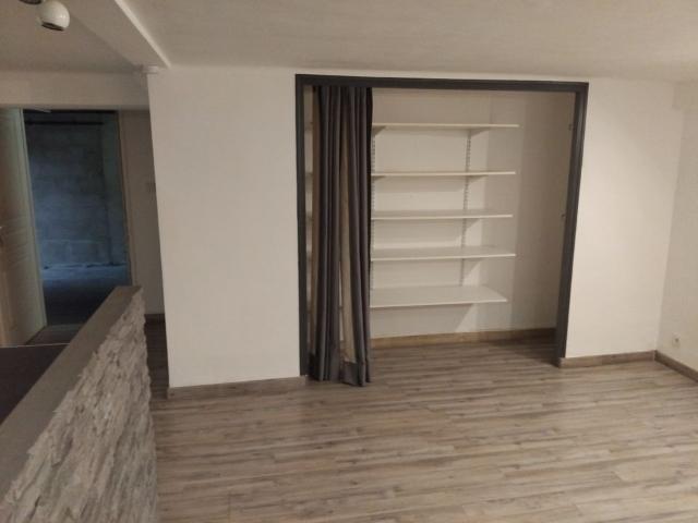 Studio location à Aix-en-Provence, Salon-de-provence