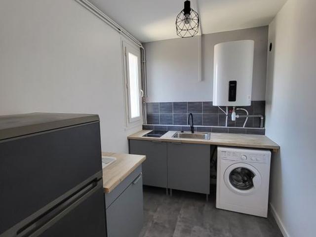 Studio location à Avignon