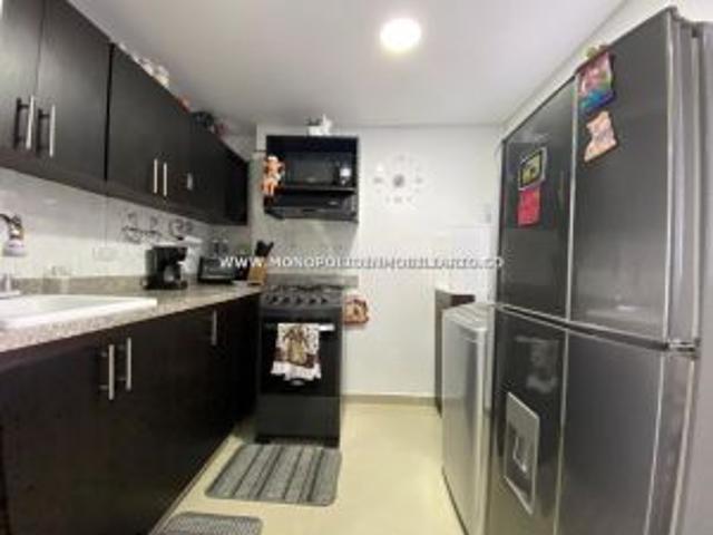 Apartaestudio en arriendo en Los Pinos, Medellín