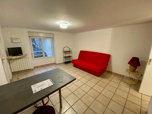 Studio location à Chalon-sur-Saône, Sennecey-le-grand