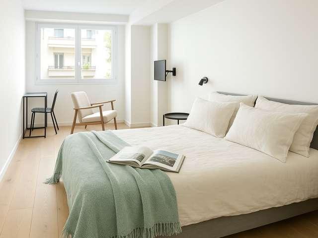 Studio location à France métropolitaine, Clichy