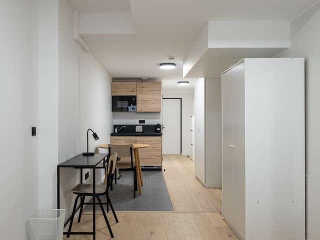 Studio location à Clichy