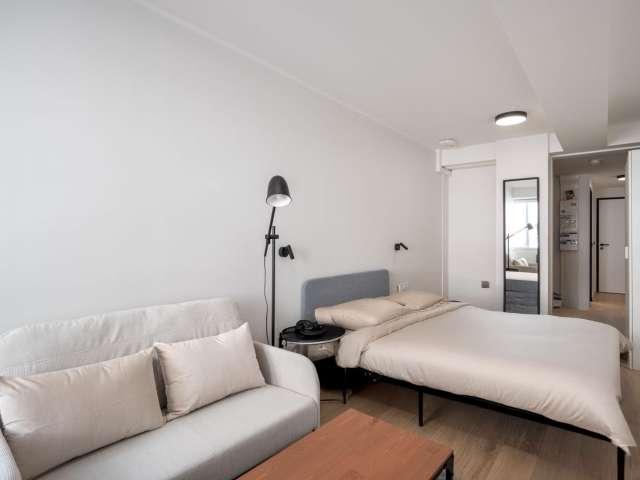 Studio location à Nanterre, Clichy
