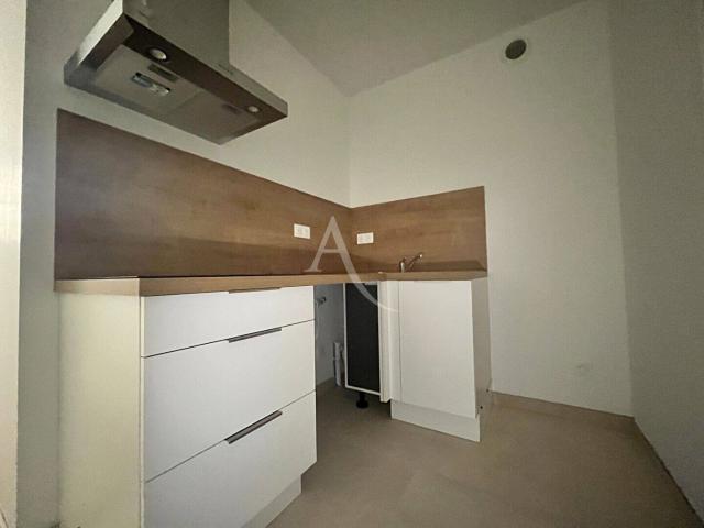 Studio location à Dourdan, Essonne