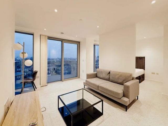 Studio for rent in The Silk District, Greater London