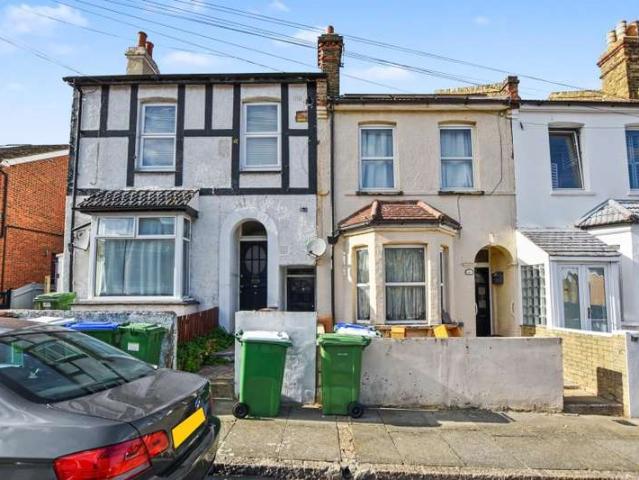 Studio for sale in London Borough of Bexley, Greater London