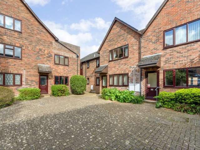 Studio for sale in Hampshire