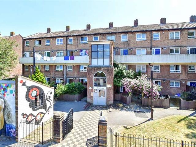 Studio for sale in Somers Town, City Of Portsmouth