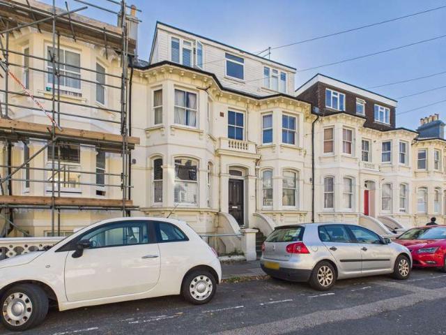 Studio for sale in Aldrington
