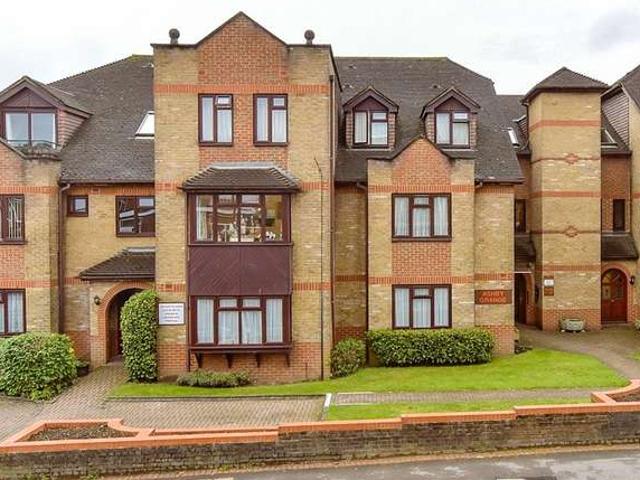 Studio for sale in Wallington, Greater London