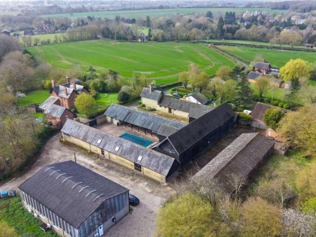 Studio for sale in Colliers End, Hertfordshire
