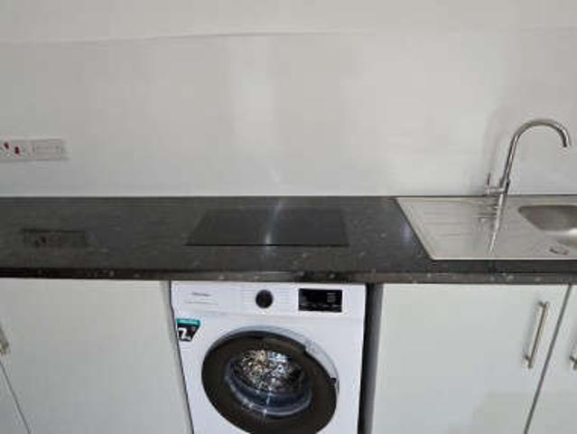 Studio for rent in Leyton, Leyton