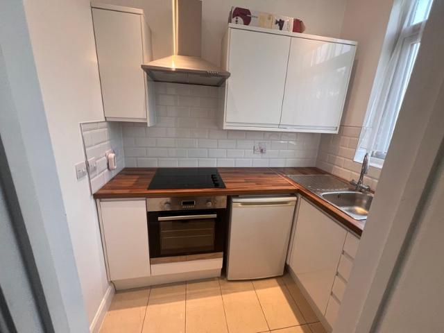 Studio for rent in London Borough of Croydon, Norbury