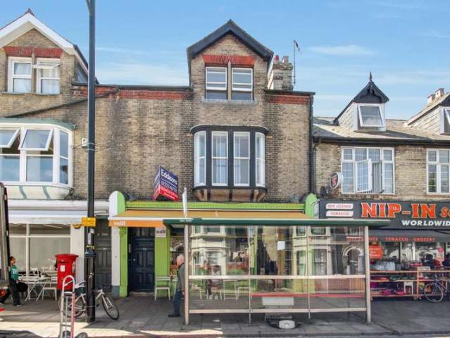 Studio for sale in Arbury, Cambridgeshire