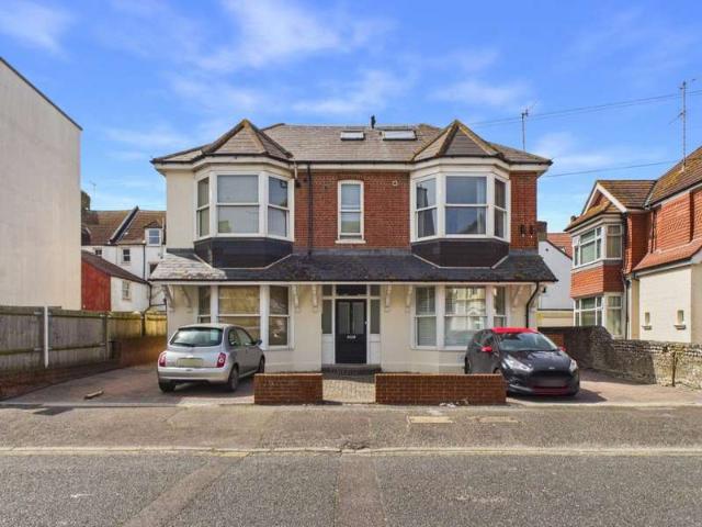 Studio for sale in West Worthing, Worthing