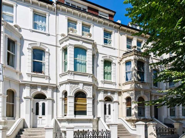 Studio for sale in Aldrington