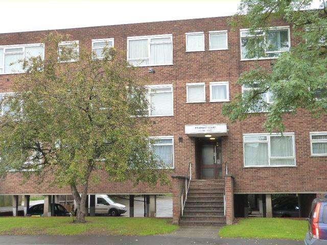 Studio for sale in Harlington, London Borough of Hillingdon