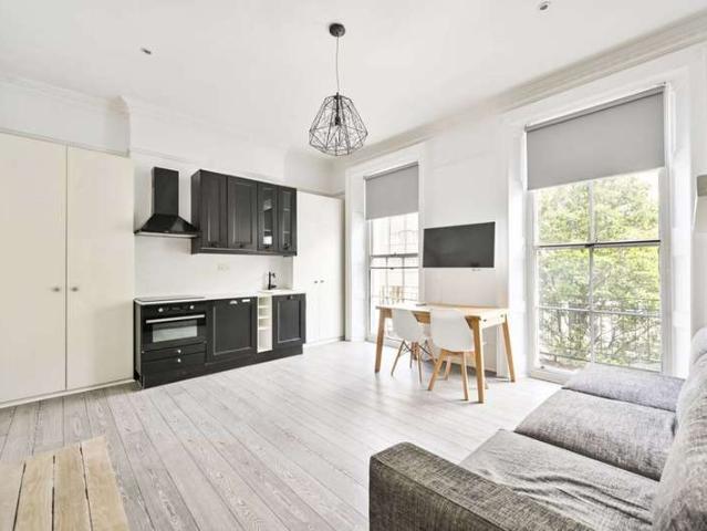 Studio for rent in Regent's Park, Marylebone