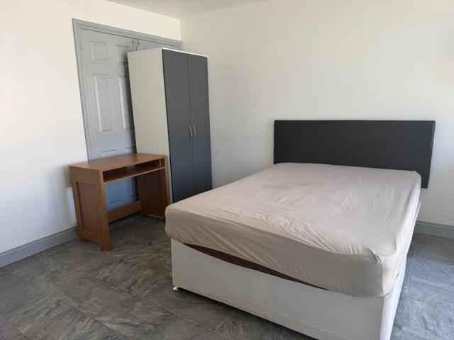 Studio for rent in Evershot, Oxfordshire