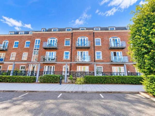 Studio for sale in Priddy's Hard, Gosport