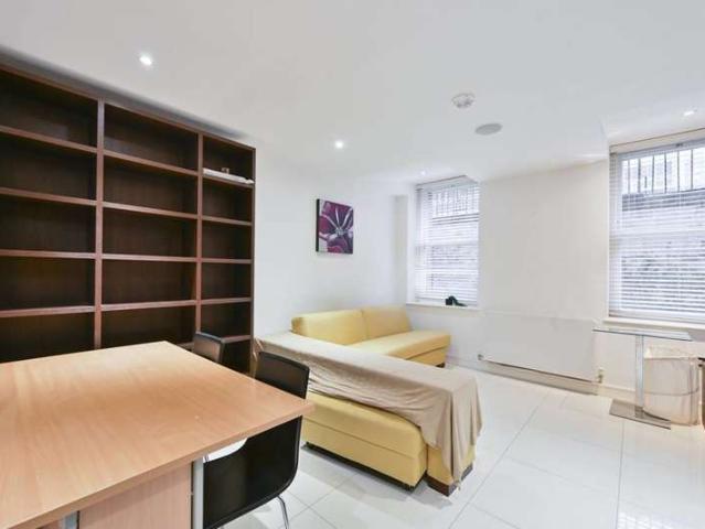 Studio for sale in Bloomsbury, King's Cross
