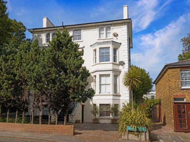 Studio for sale in London Borough of Bromley, Greater London