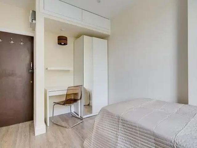 Studio for rent in Earl's Court, Greater London