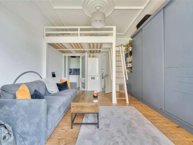 Studio for sale in Palmers Green, Greater London