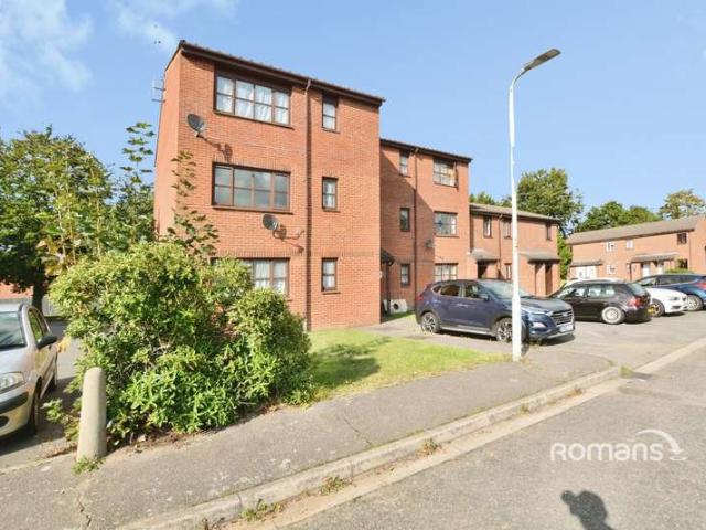 Studio for rent in Cowley, Greater London