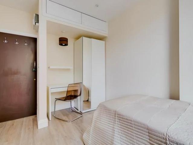 Studio for rent in Earl's Court, Greater London