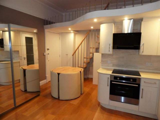 Studio for sale in Cricklewood, Greater London