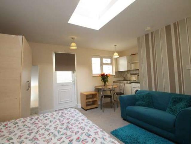 Studio for rent in Barnsbury, Greater London