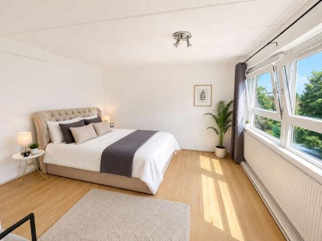 Studio for sale in Navestock Side, Essex