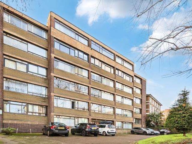 Studio for sale in Belsize Park, Greater London