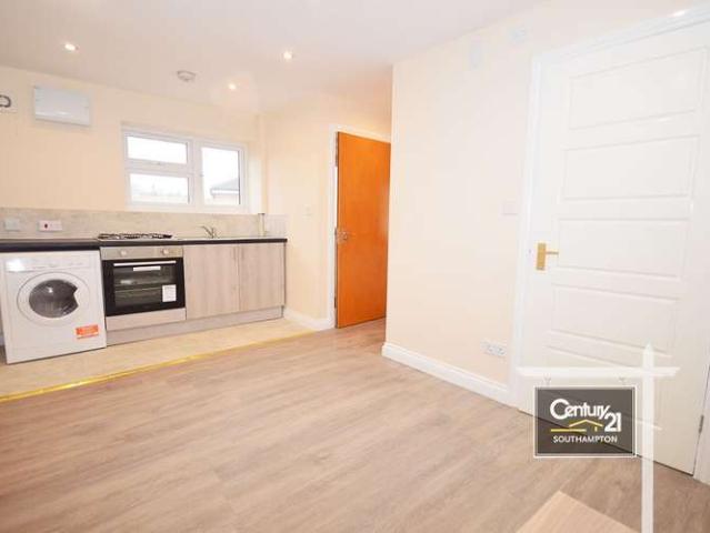 Studio for rent in Hill, City Of Southampton