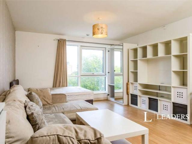 Studio for sale in Portsea, City Of Portsmouth