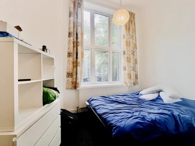 Studio for rent in Earl's Court, Greater London