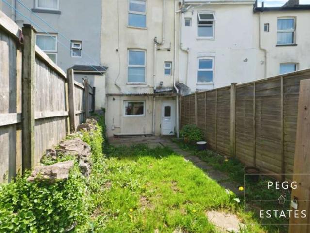 Studio for sale in Babbacombe