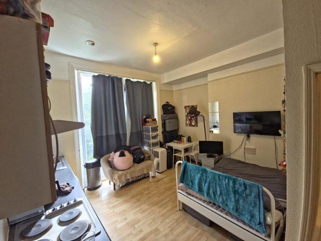Studio for rent in West Hackney, Upper Clapton