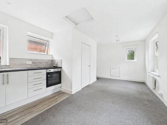 Studio for rent in Folkestone