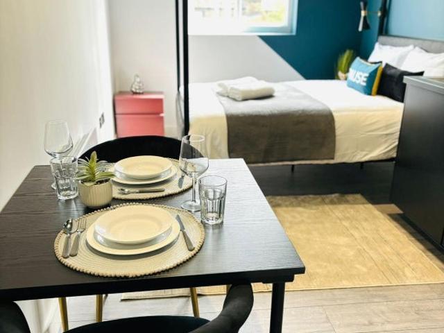 Studio for rent in London Borough of Lewisham, New Cross