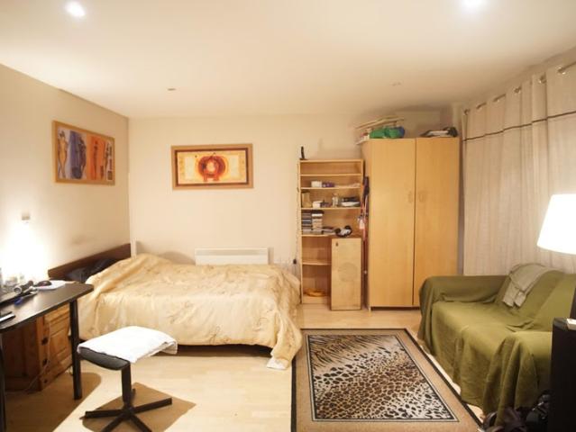 Studio for rent in Kennington, Greater London