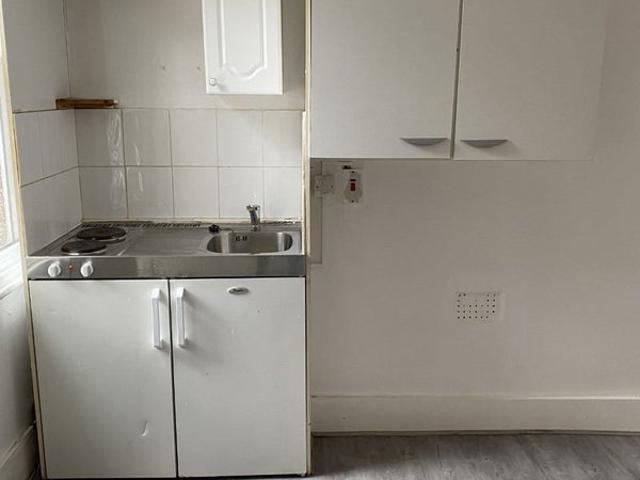Studio for rent in Noel Park, Greater London